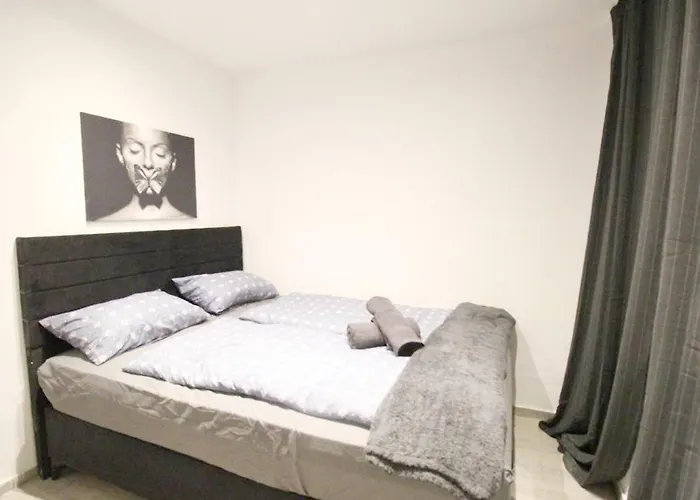 Comfortable In Akh Area Homestay szállás
