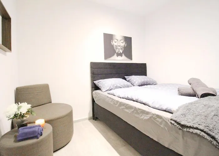 Comfortable In Akh Area Homestay szállás