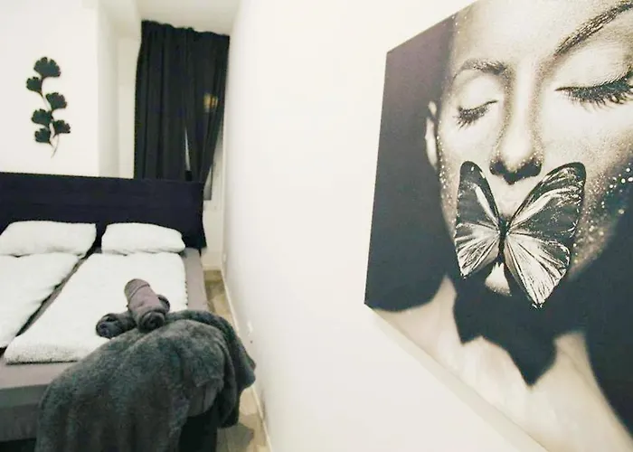 Comfortable In Akh Area Homestay szállás