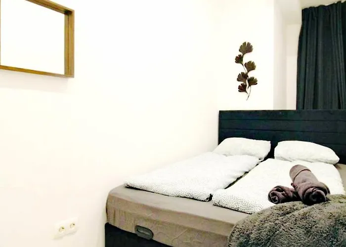 Comfortable In Akh Area *